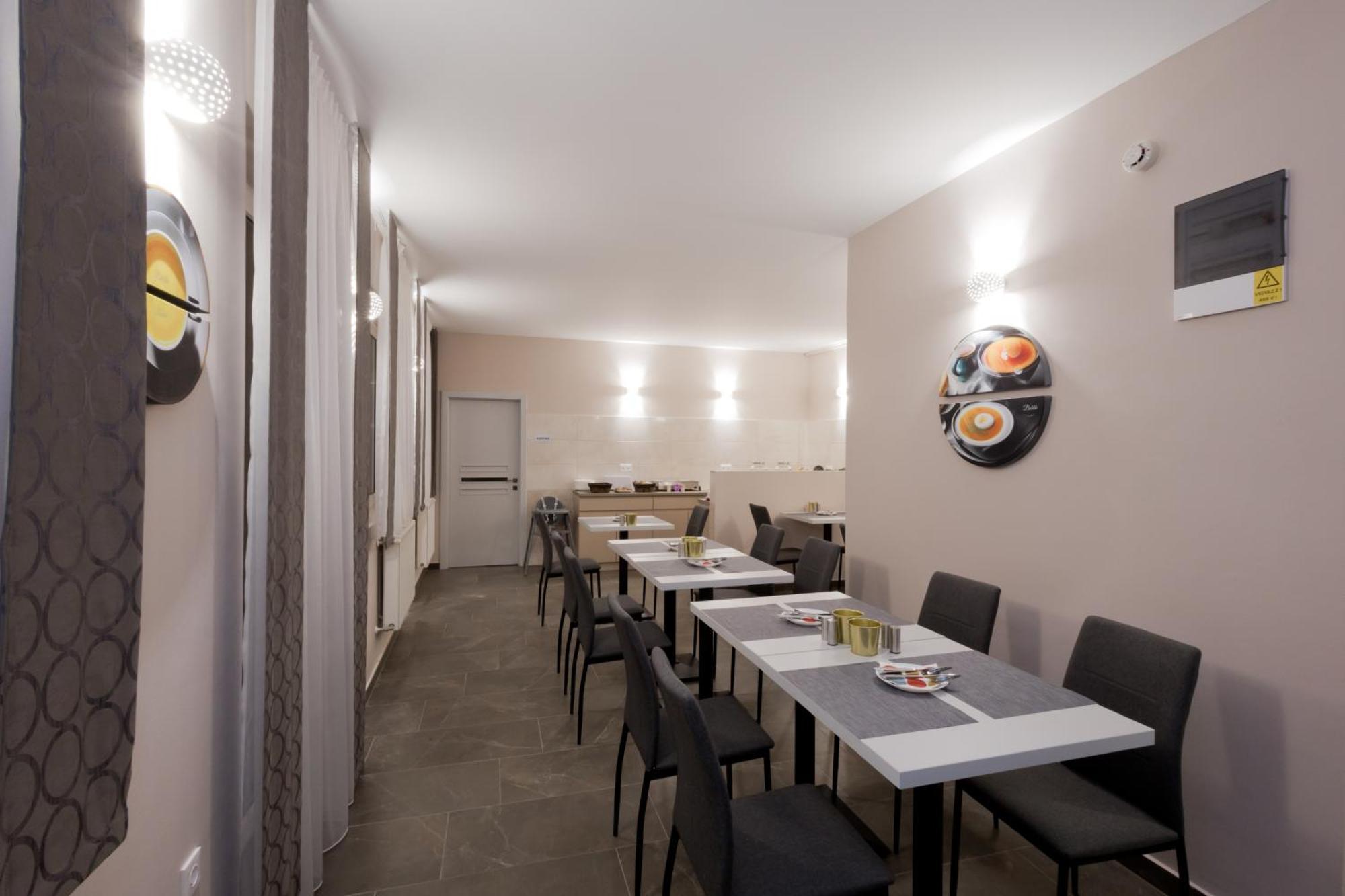 Bubble Hotel Es Rendezvenykoezpont Zalaegerszeg Luaran gambar