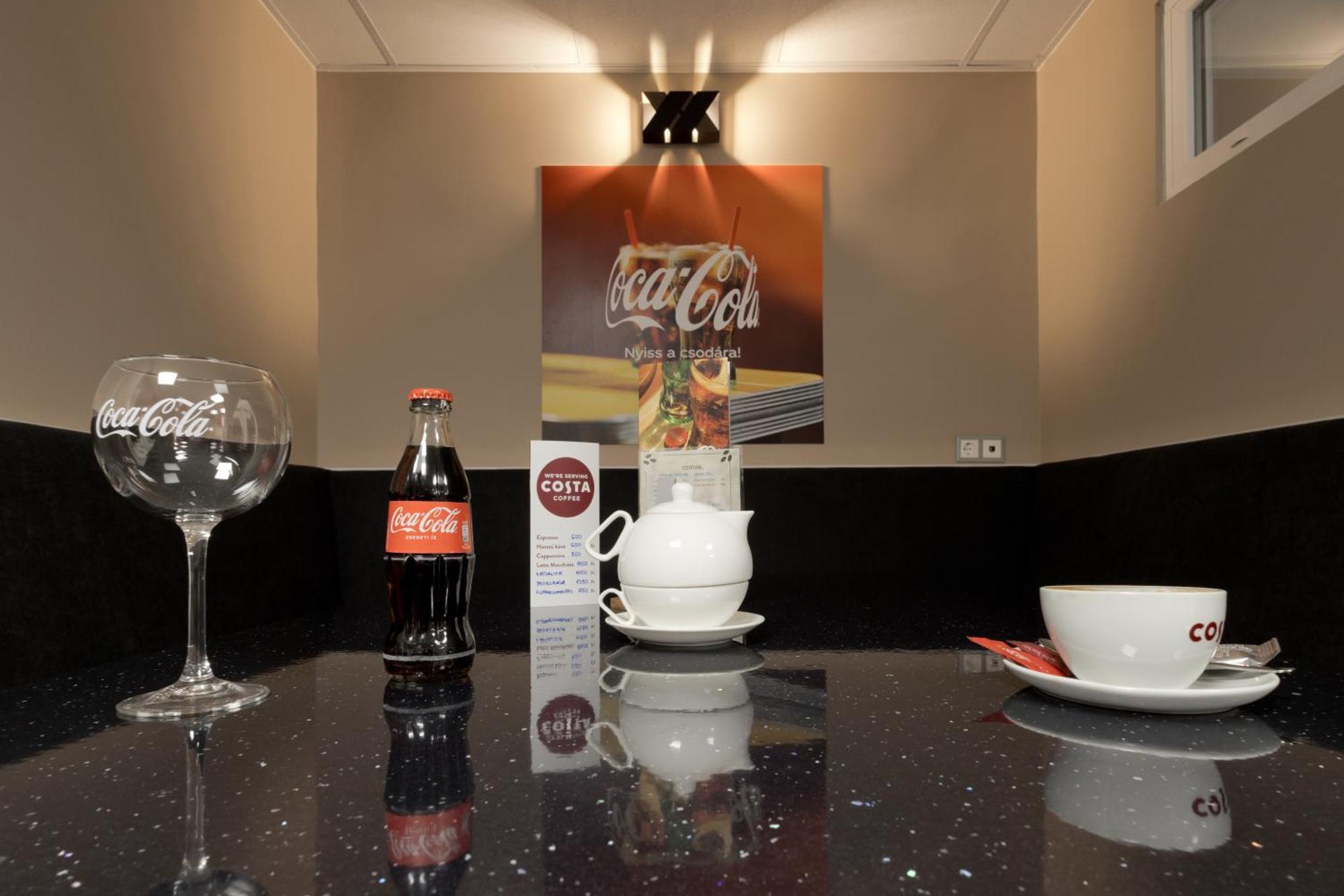 Bubble Hotel Es Rendezvenykoezpont Zalaegerszeg Luaran gambar